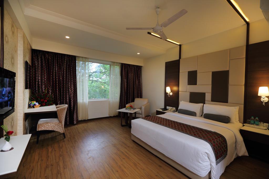 Hotel Pai Vista Mysore Εξωτερικό φωτογραφία